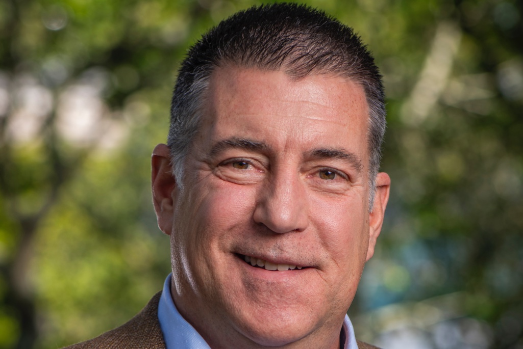 Headshot of Mike Barry, Engineering Division Deputy of Operations at Berkeley Lab.